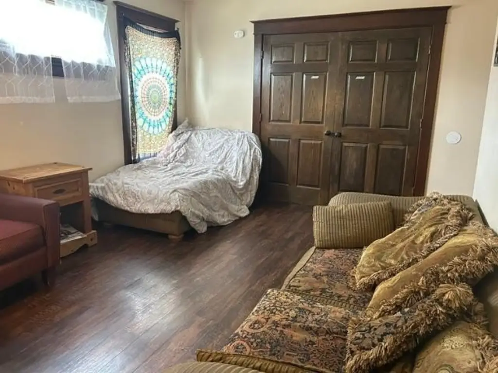 Picture 5