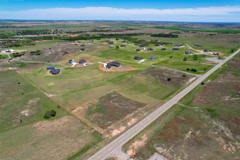 Residential Land in Weatherford, OK