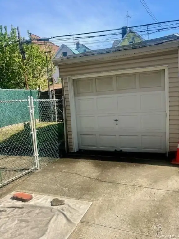 Picture 3