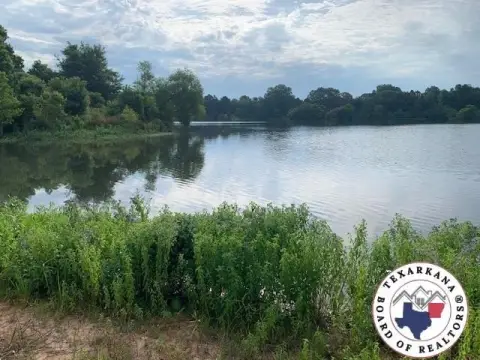 Land with 15-Acre Lake