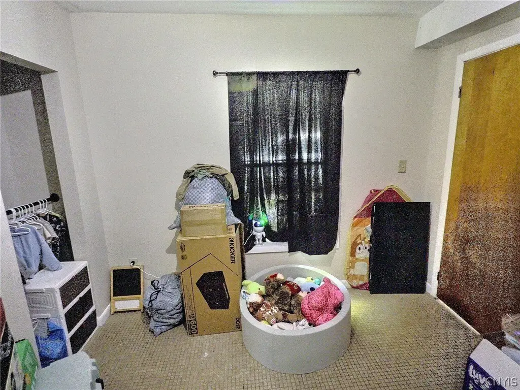 Picture 12