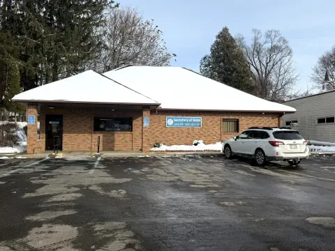 Retail Property in Hillsdale, MI