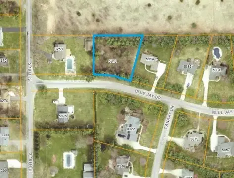 Buildable Lot in Colony Woods