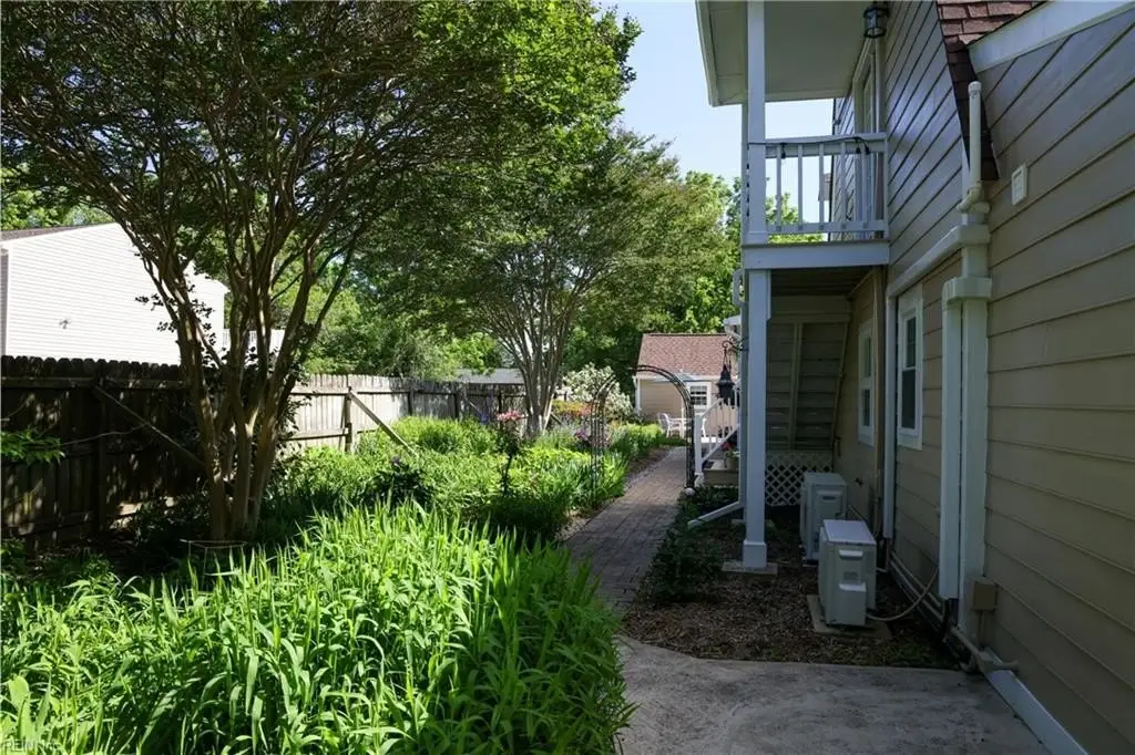 Picture 8