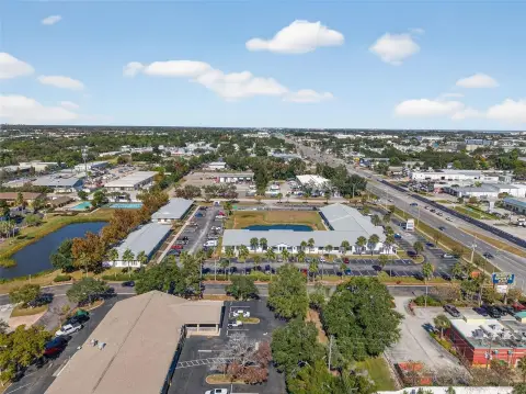 Largo Commercial Space For Lease