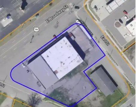 Warehouse with Dual Loading Access