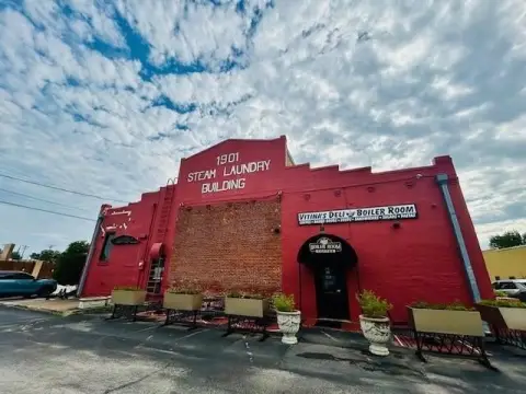 Bright Office Space Near Sherman