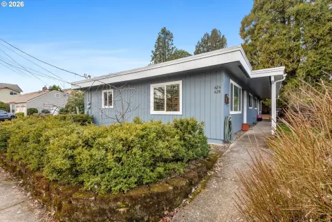 Corvallis Duplex Near Campus