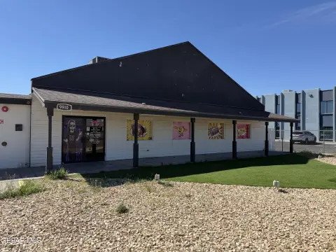 Versatile Commercial Space in El Paso