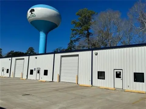 Flex Space With Roll-Up Door