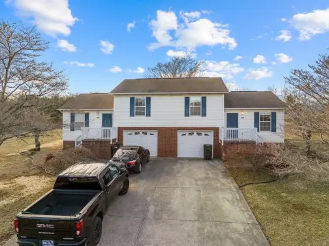 Duplex with Expansion Potential