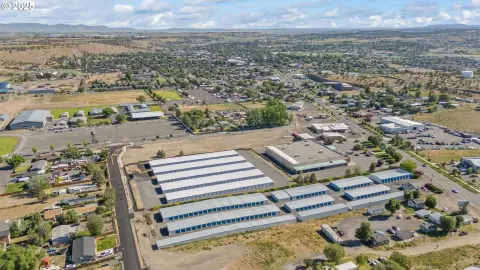 Self-Storage Facility with Automated Gate