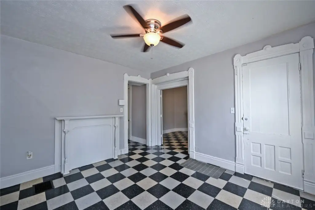 Picture 7