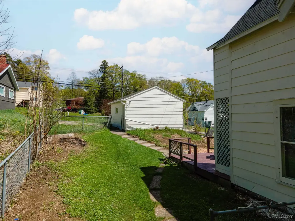 Picture 30