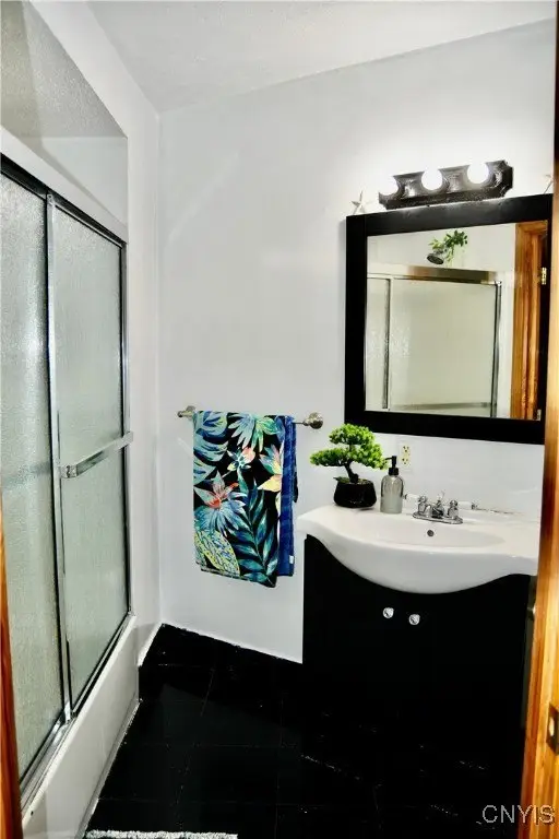 Picture 30