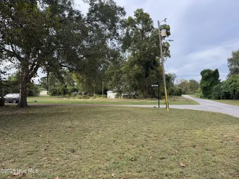 Corner Lot in Pollocksville, NC