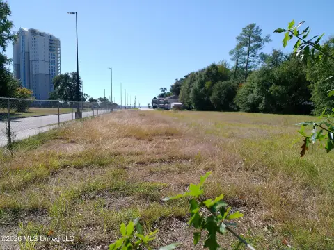 Cleared Commercial Lot