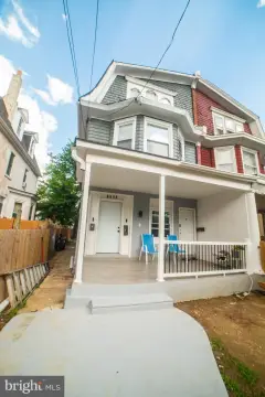 Renovated Triplex in East Oak Lane
