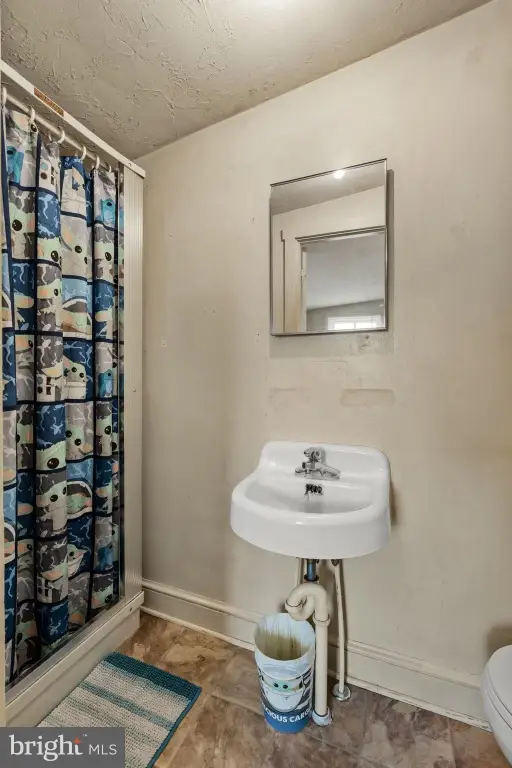 Picture 12