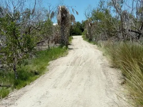 Sanibel Land Near Bowman Beach