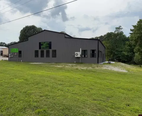 Highway Frontage Commercial Building