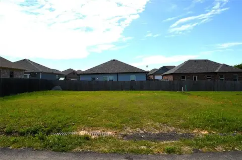 Residential Lot in Mabank, TX