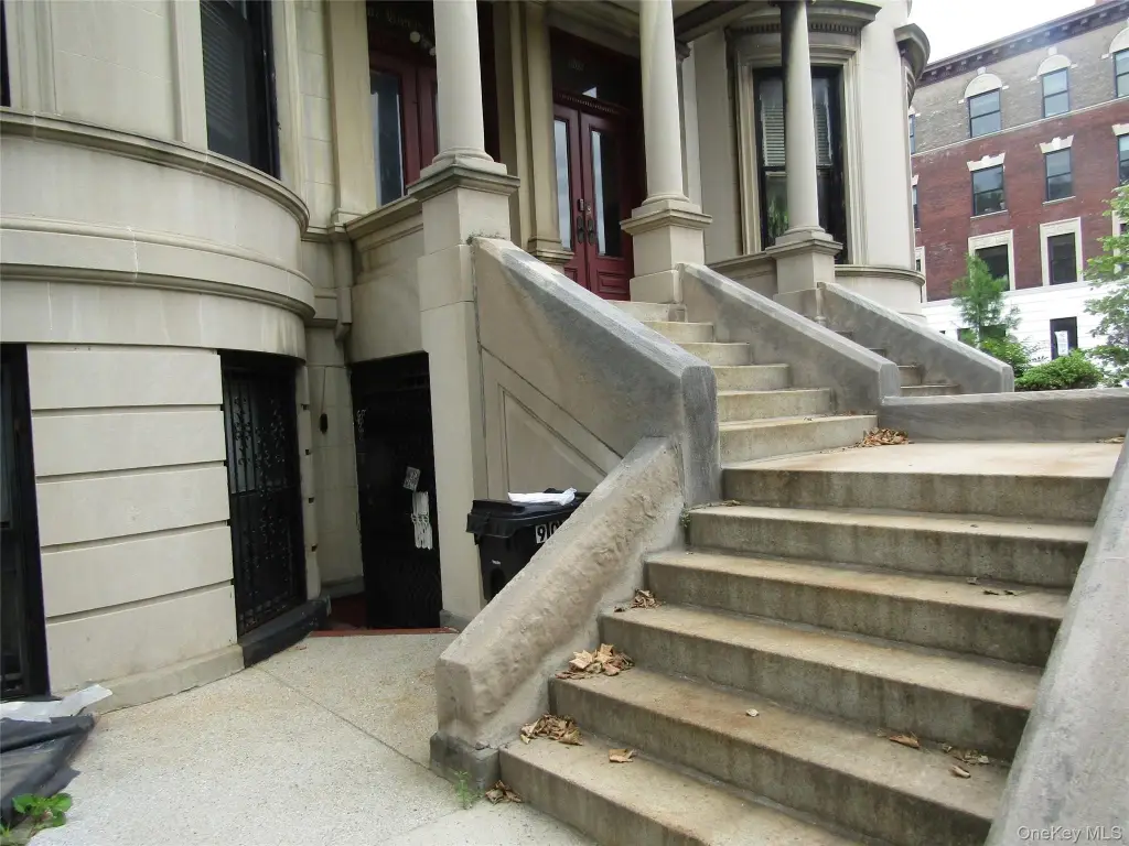 Picture 3