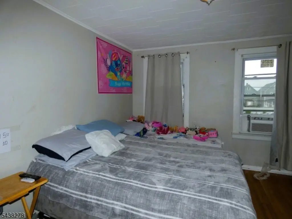 Picture 9