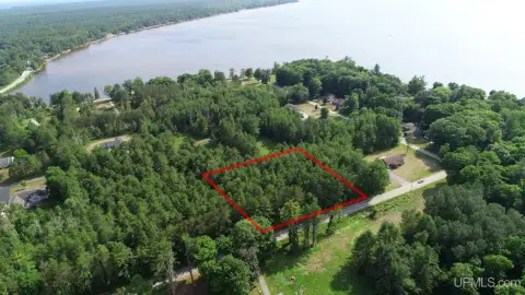 Manistique Vacant Land Near Golf