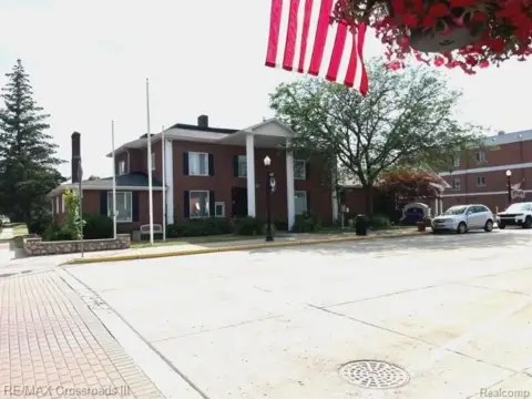 Belleville Commercial Building on Main