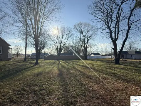 Buildable Lot Near Downtown