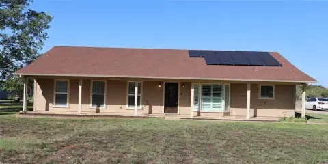 Renovated Farmhouse with Solar PV