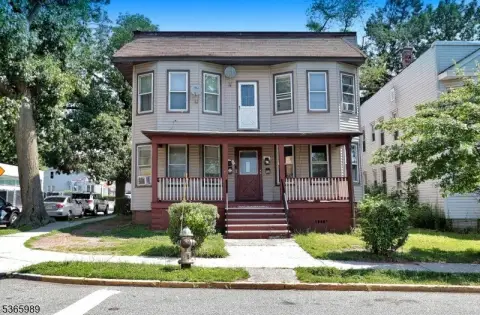 East Orange Fourplex with Parking