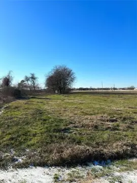 Commercial Land Near Airline Drive