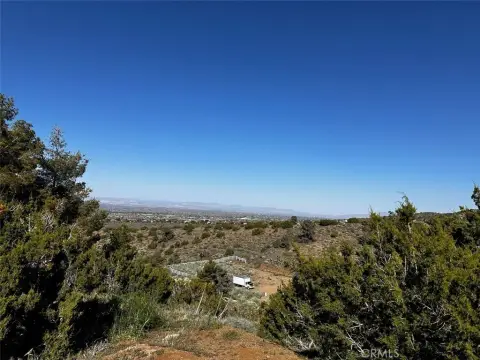 Pinon Hills View Lot