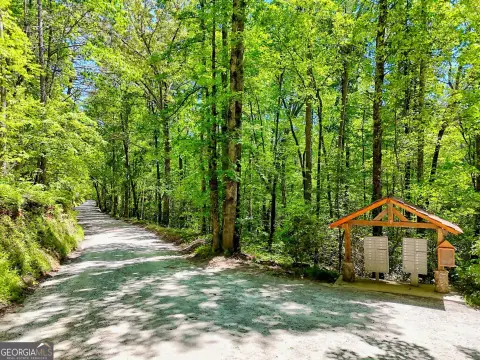 Two Acres on Panther Creek