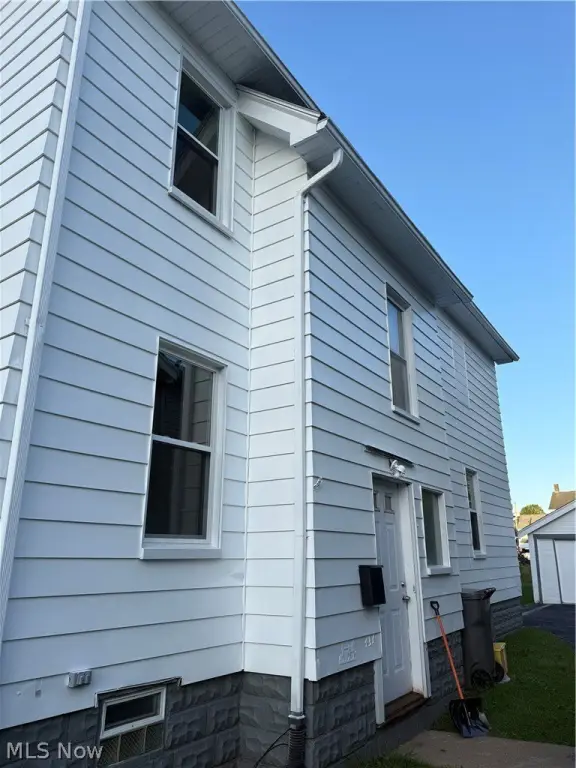 Picture 3