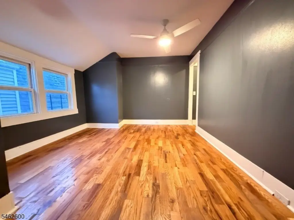Picture 8