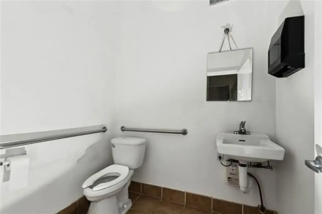 Picture 19