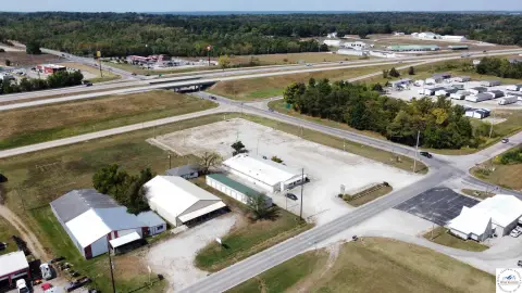 Commercial Building with Large Tract