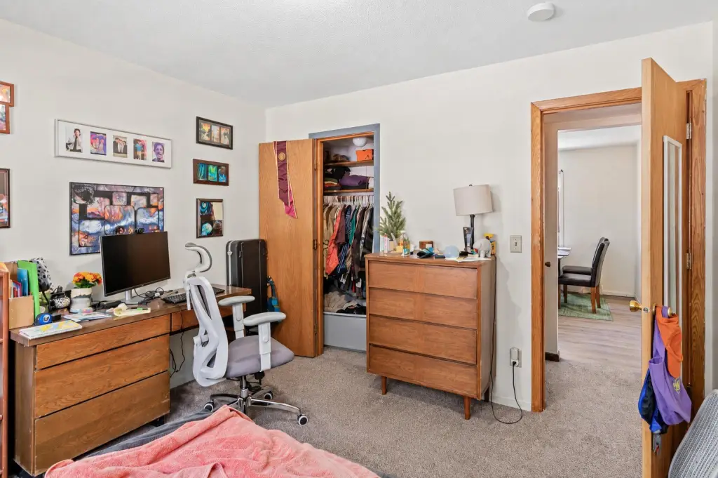 Picture 12
