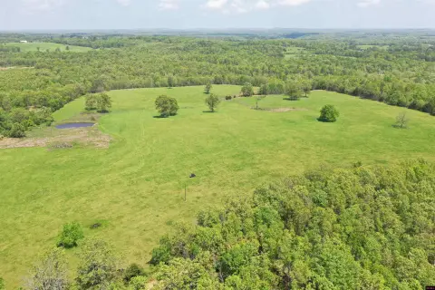 Scenic Ozark Farmland Opportunity
