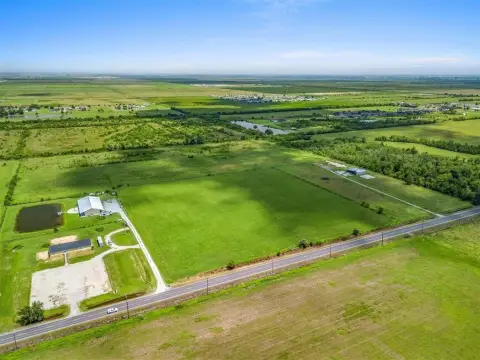 25 Acres in Lake Charles