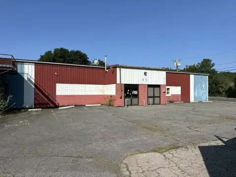 Versatile Industrial/Warehouse Property, New Bedford