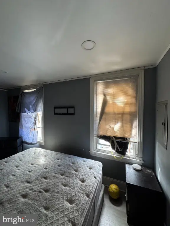 Picture 18
