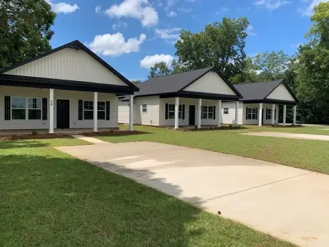 New Income-Producing Midland City Triplex