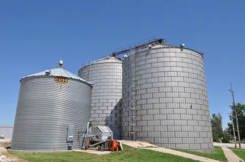 3-Bin Grain Storage Warehouse