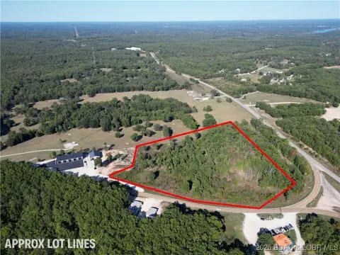 10 Acres Prime Land, Laurie