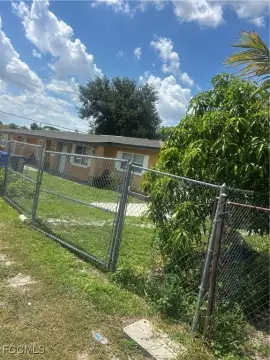 Fort Myers Quadruplex Investment Opportunity