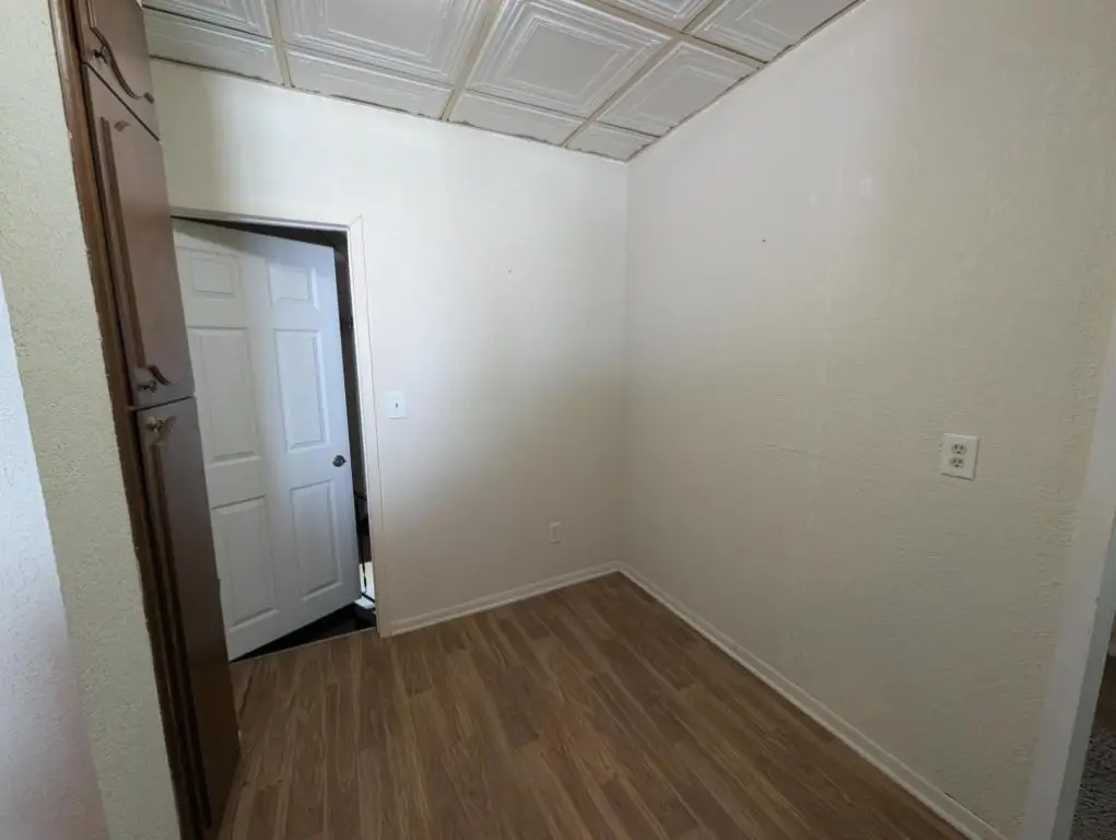 Picture 11